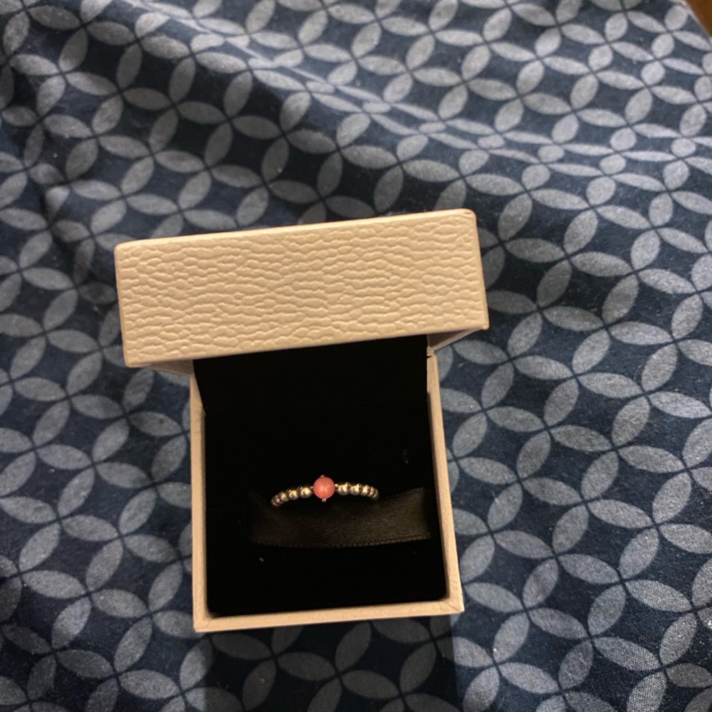 Ring - Picture 4 of 4